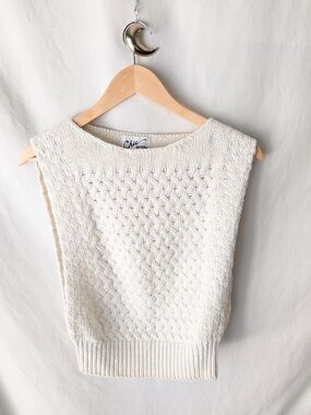 Chic Vintage Cream Knit Sleeveless Crewneck Sweater